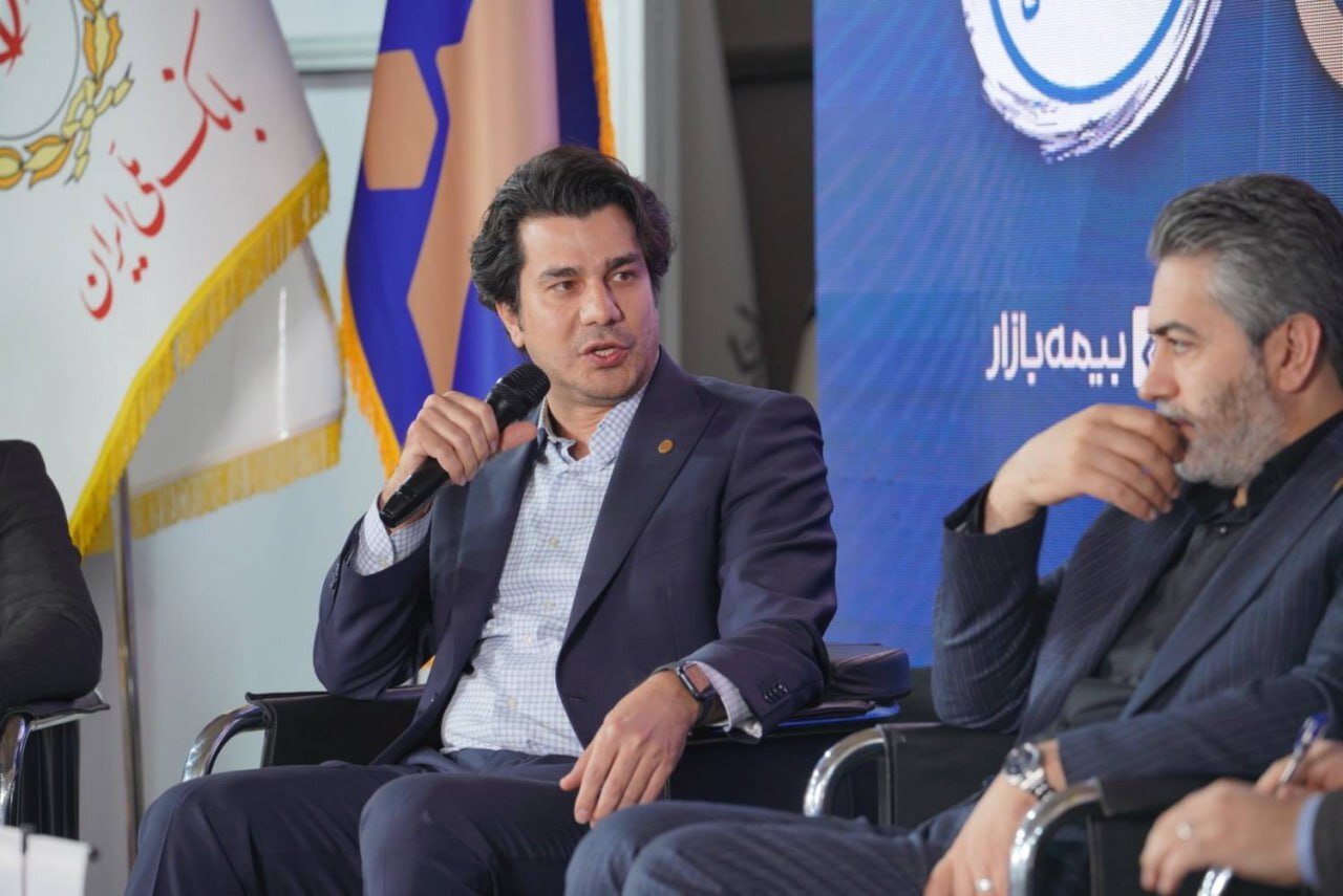 همه از خدمات بانک ملی استفاده میکنند، فقط کسی نمیداند! 4