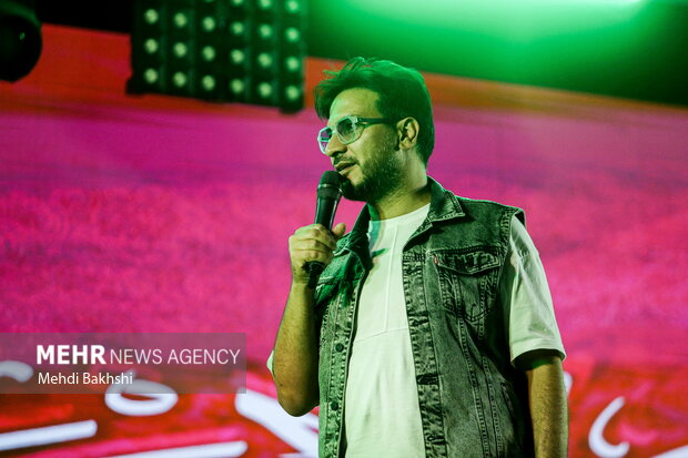 روایتی ازبرپایی باشکوه جشن عیدغدیرخم با حضور ۳۰ هزاری مردم قم