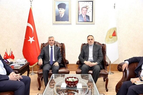 İran'dan Türkiye ile ekonomik işbirliğinin geliştirilmesine vurgu