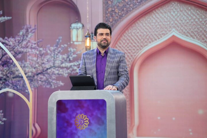 حسن خلق امیر مومنان (ع) را ترویج کنیم؛ مجریان با مطالعه وارد بحث شوند