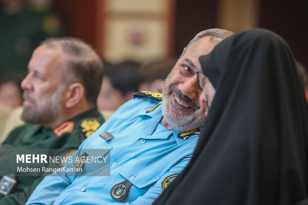 همایش تجلیل از دانشآموزان خلاق و نوآور مدارس وزارت دفاع 3