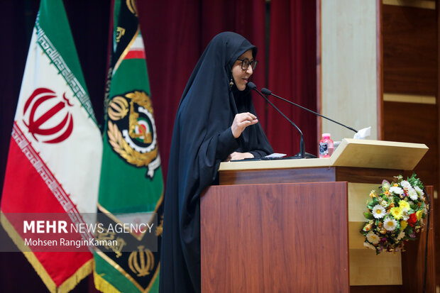 همایش تجلیل از دانشآموزان خلاق و نوآور مدارس وزارت دفاع 7
