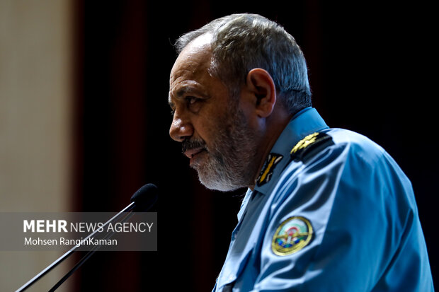 همایش تجلیل از دانشآموزان خلاق و نوآور مدارس وزارت دفاع 9