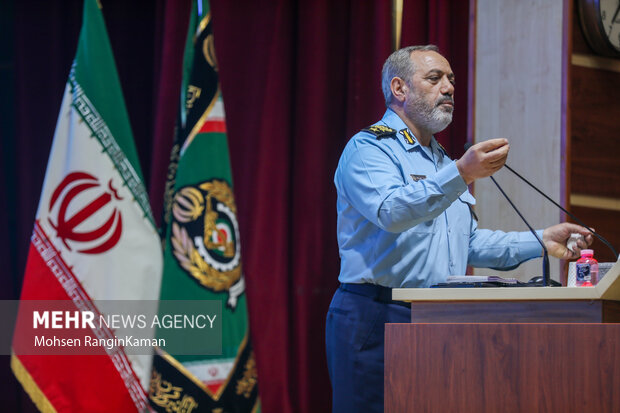 همایش تجلیل از دانشآموزان خلاق و نوآور مدارس وزارت دفاع 10