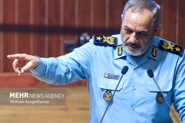 همایش تجلیل از دانشآموزان خلاق و نوآور مدارس وزارت دفاع 12