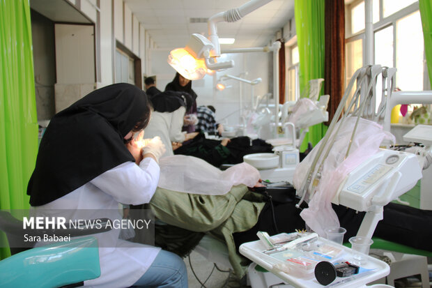 فرصت ثبت نام آزمون دانشنامه و گواهینامه دندانپزشکی سال ۱۴۰۴ تمدید شد