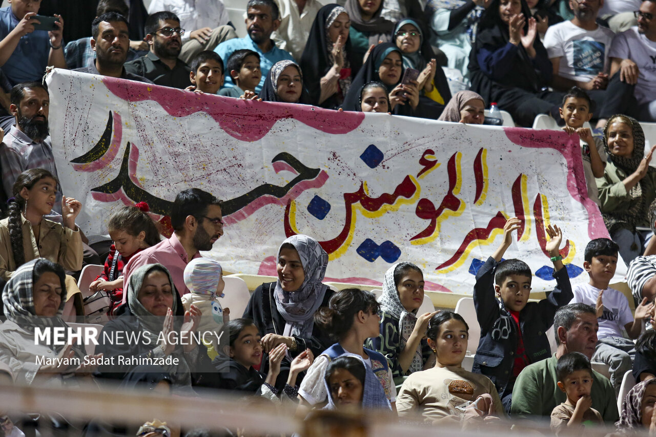 شهرستان،مباركه،غدير،برگزار،اطعام،ايام