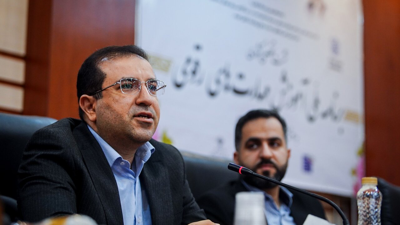 طرح ملی آموزش هوش مصنوعی به دو میلیون دانش‌آموز کلید خورد