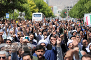 الشعب الإيراني ينظم مسیرات في جميع أنحاء البلاد للتنديد بهجوم الکیان الصهيوني