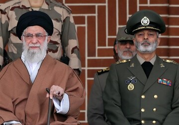 قائد الثورة يُعيّن اللواء موسوي رئيسًا لهيئة الأركان العامة للقوات المسلحة