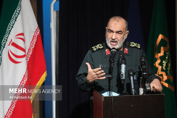 سردار سپهبد شهید حسین سلامی 5