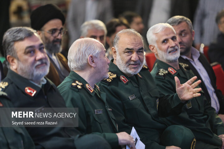 سردار سپهبد شهید حسین سلامی 11