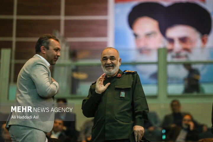 سردار سپهبد شهید حسین سلامی 8