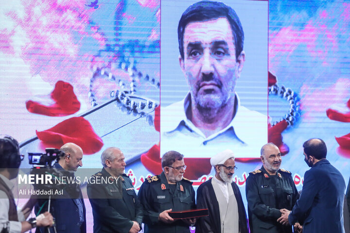 سردار سپهبد شهید حسین سلامی 16