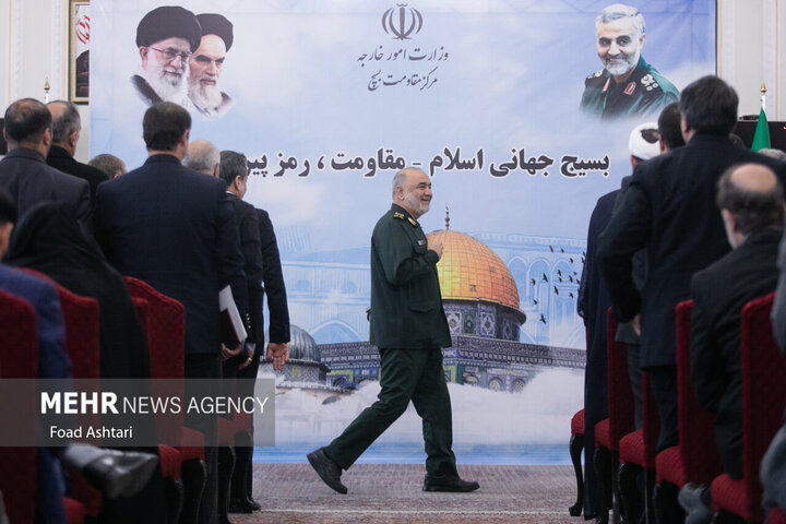 سردار سپهبد شهید حسین سلامی 24