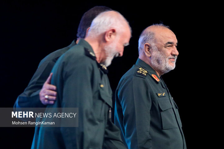 سردار سپهبد شهید حسین سلامی 37