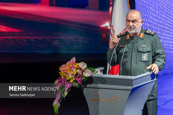 سردار سپهبد شهید حسین سلامی 49