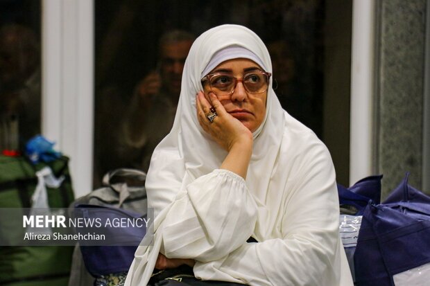 بازگشت کاروان حجاج گیلانی به رشت
