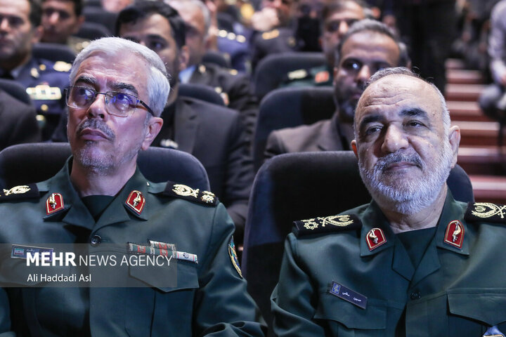سردار سپهبد شهید محمد باقری 12