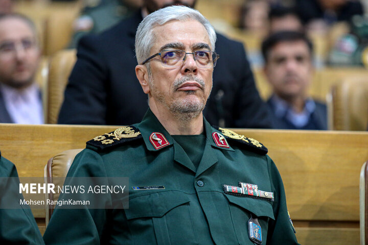 سردار سپهبد شهید محمد باقری 53