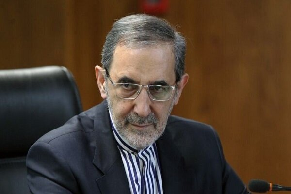ولایتی: ملت بی نظیر و بزرگ ایران در تاریخ بدیل ندارد