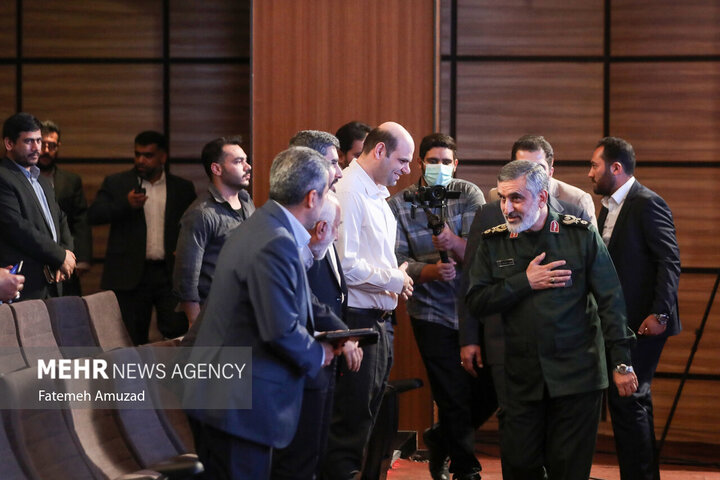 سردار سرلشکر شهید امیرعلی حاجی‌زاده