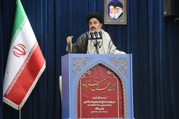 وحدت جامعه اسلامی راه حل مشکلات مسلمانان در مقابل استکبار جهانی است وحدت جامعه اسلامی راه حل مشکلات مسلمانان در مقابل استکبار جهانی است