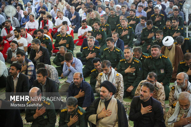 راهپیمایی مردم چهارمحال و بختیاری در پشتیبانی از «انتقام ملی»