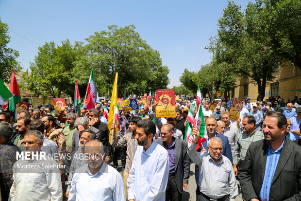 راهپیمایی مردم چهارمحال و بختیاری در پشتیبانی از «انتقام ملی»
