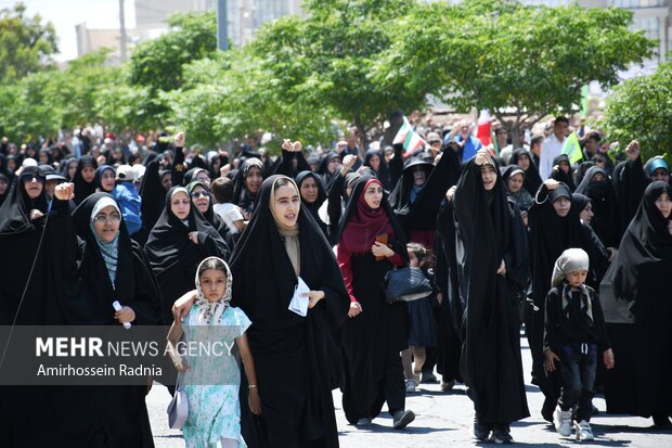 راهپیمایی ضد صهیونیستی بعد از نماز عبادی سیاسی جمعه در بیرجند