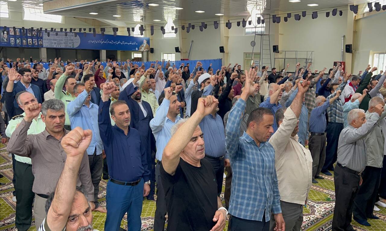 نمازگزاران فومنی حمله رژیم صهیونیستی به ایران را محکوم کردند نمازگزاران فومنی حمله رژیم صهیونیستی به ایران را محکوم کردند