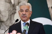 وزير دفاع باكستان: نقف إلى جانب إيران بكل الوسائل الممكنة