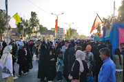 حضور گسترده مردم زاهدان در مهمانی کیلومتری غدیر در بلوار آزادگان