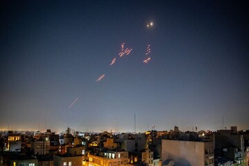 الدفاعات الجوية تتصدى لهجوم على نارماك ولافيزان في طهران