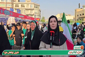 Tahran halkı İsrail tehditlerine rağmen sokaklarda