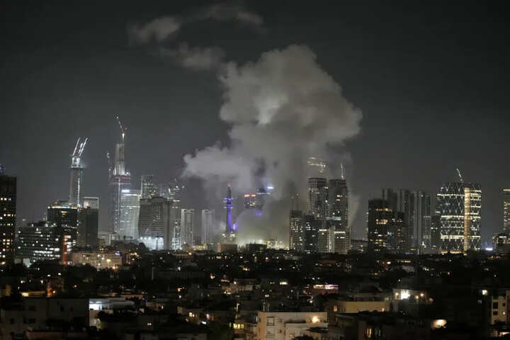 اسرائیل کا دفاع کرنے والے ممالک کو انتباہ، حملوں میں مزید شدت لائی جائے گی، ایران