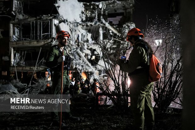 صهیونیستها زیر آوار ناشی از حملات سهمگین ایران+ فیلم