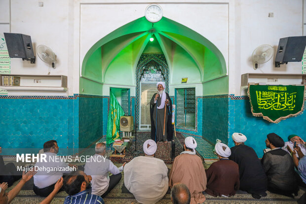 اقامه نماز روز غدیر در یزد