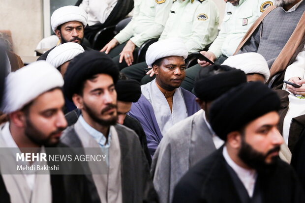 دفترچه راهنمای آزمون پذیرش طلاب مدارس علوم دینی اهل سنت منتشر شد