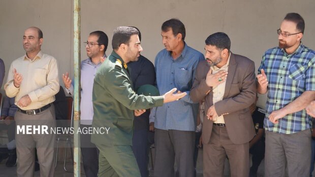 دیدار مسئولان لرستان با خانواده شهدای حمله رژیم صهیونیستی