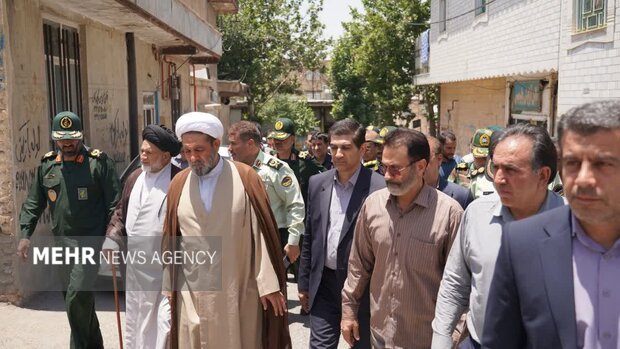 دیدار مسئولان لرستان با خانواده شهدای حمله رژیم صهیونیستی