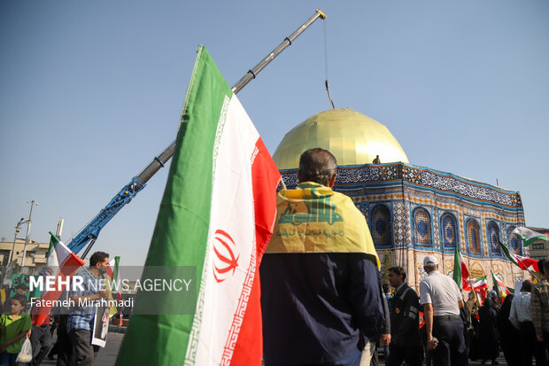 Tahran'da Mescid-i Aksa maketi kuruldu Tahran'da Mescid-i Aksa maketi kuruldu