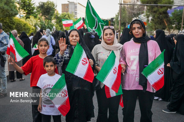 ایران، قهرمان میدانهای نبرد و جلوهگاه وحدت ملی