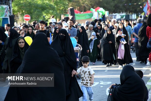 مهمونی کیلومتری غدیر در بیرجند