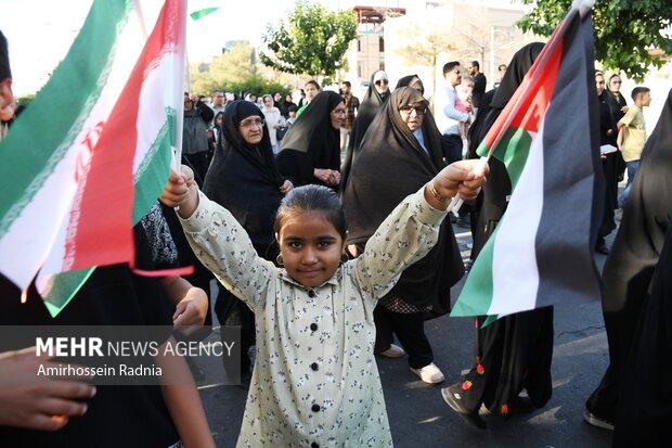 مهمونی کیلومتری غدیر در بیرجند