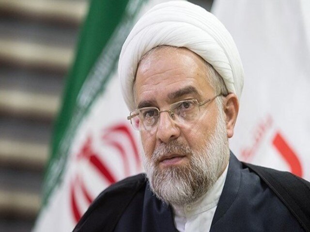 علما و نخبگان خیانت آمریکا در قبال تلاش‌های صلح آمیز را بازگو کنند
