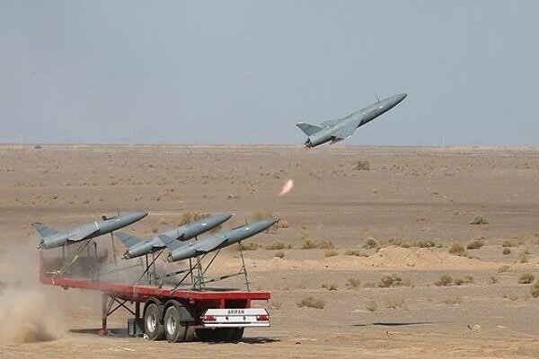 انهدام اهداف صهیونیستی با نفوذ پهپادهای ارتش به خاک اسرائیل انهدام اهداف صهیونیستی با نفوذ پهپادهای ارتش به خاک اسرائیل