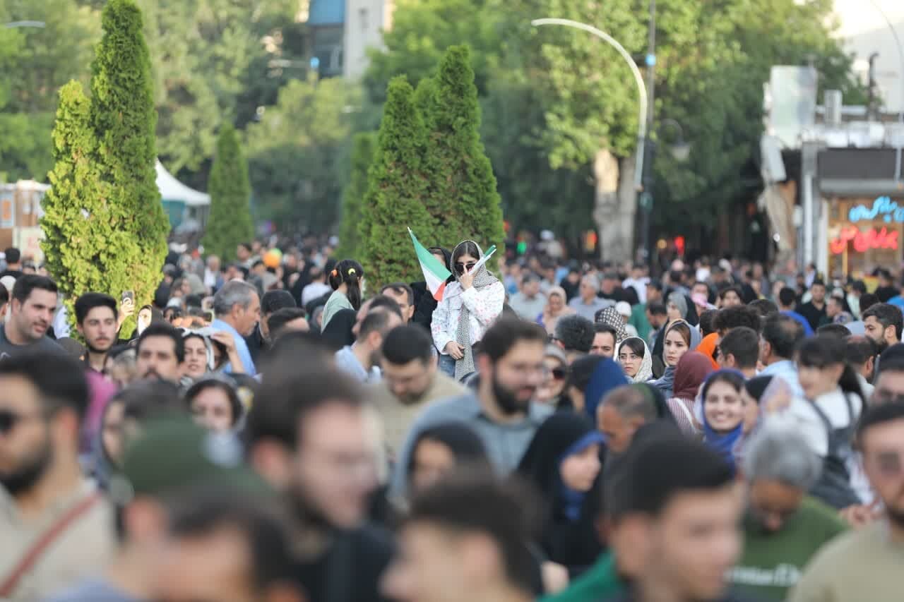 اردبیل پا در رکاب ولایت و یک‌صدا برای دفاع از ایران