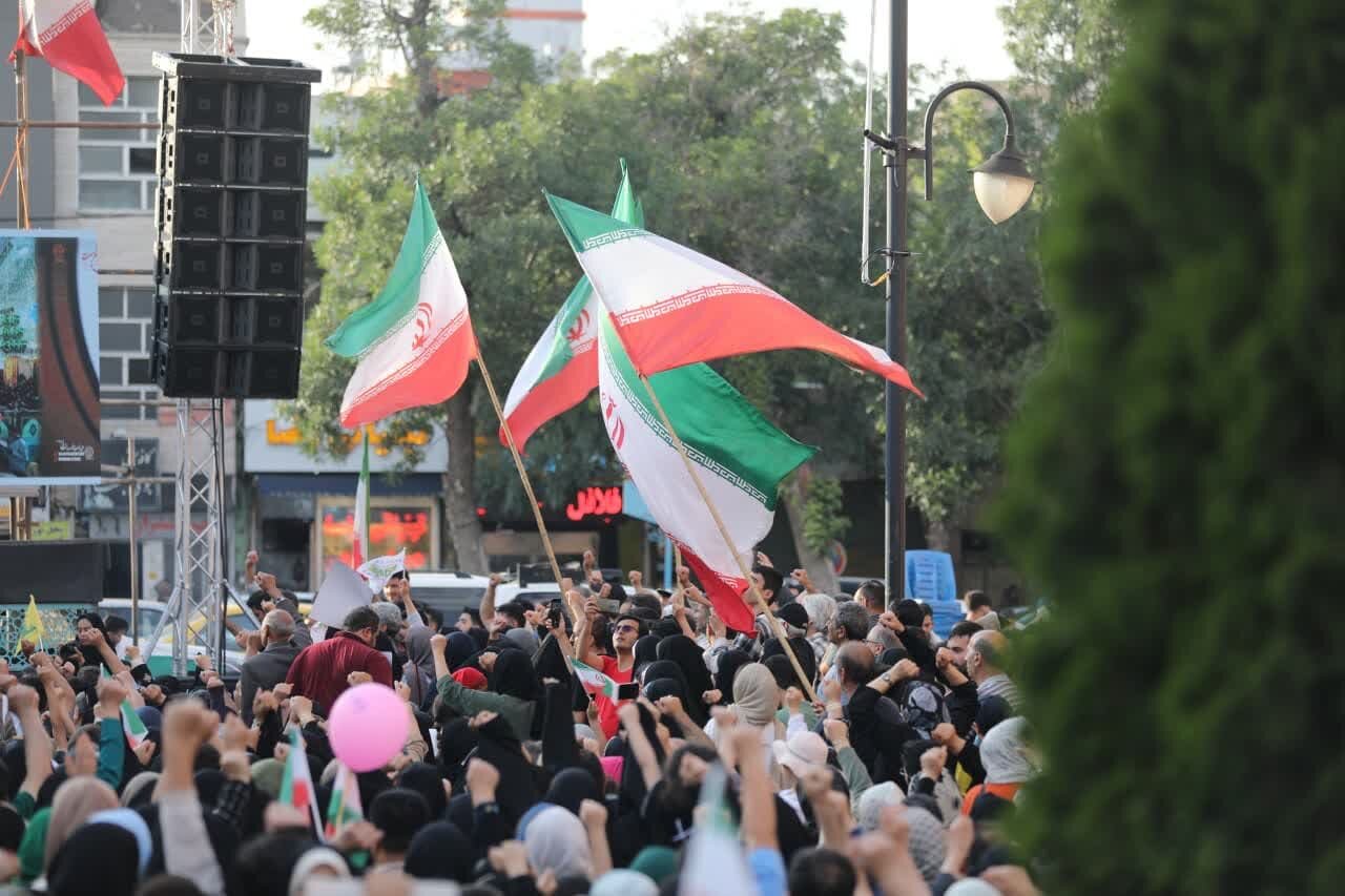 اردبیل پا در رکاب ولایت و یکصدا برای دفاع از ایران