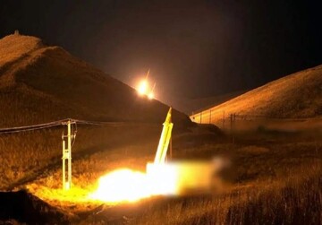 موجة ثالثة من الهجمات الصاروخية الإيرانية على الكيان الصهيوني